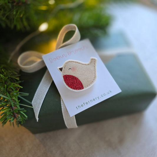 Rosy-cheeked Robin brooch