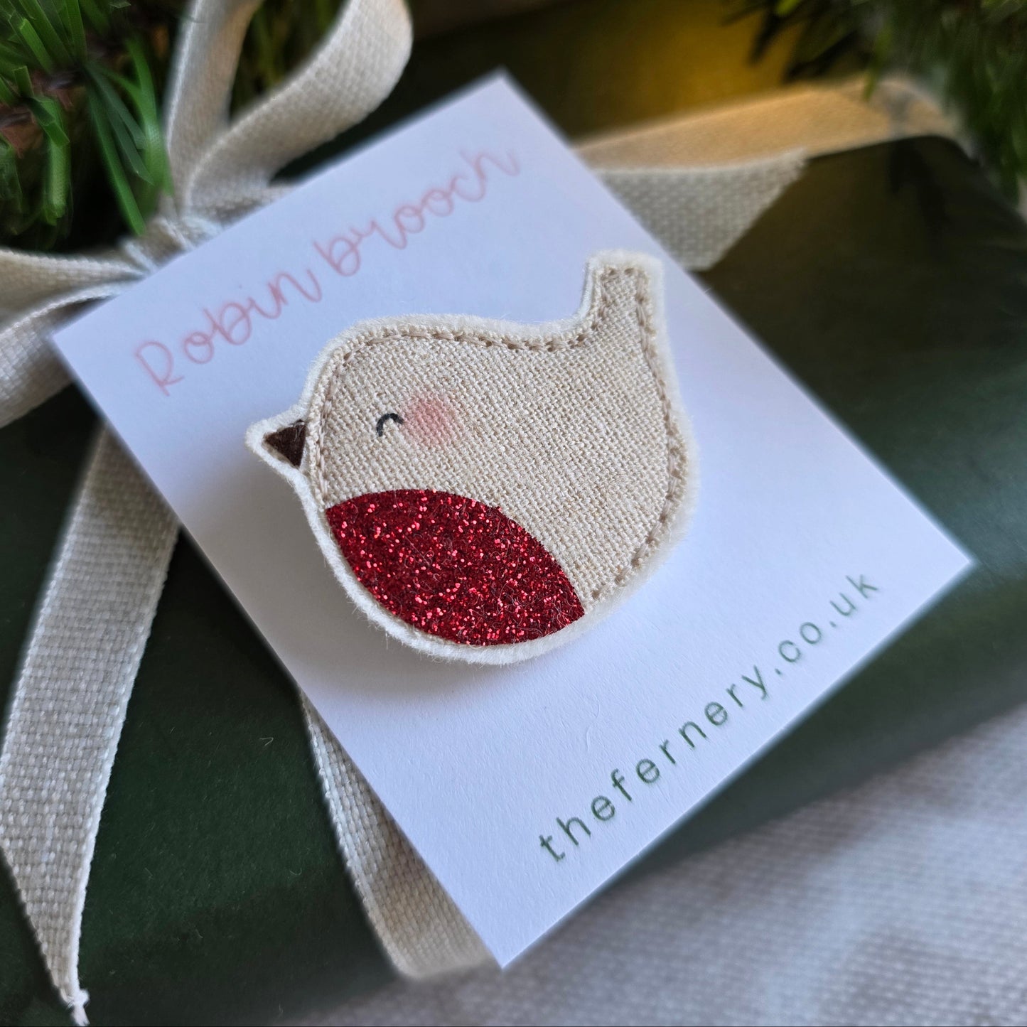 Rosy-cheeked Robin brooch