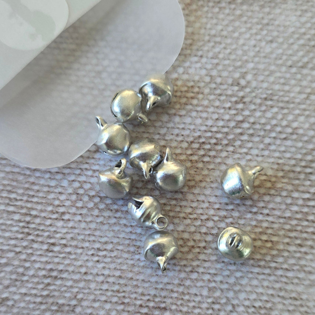 6mm Metal Bells - Silver