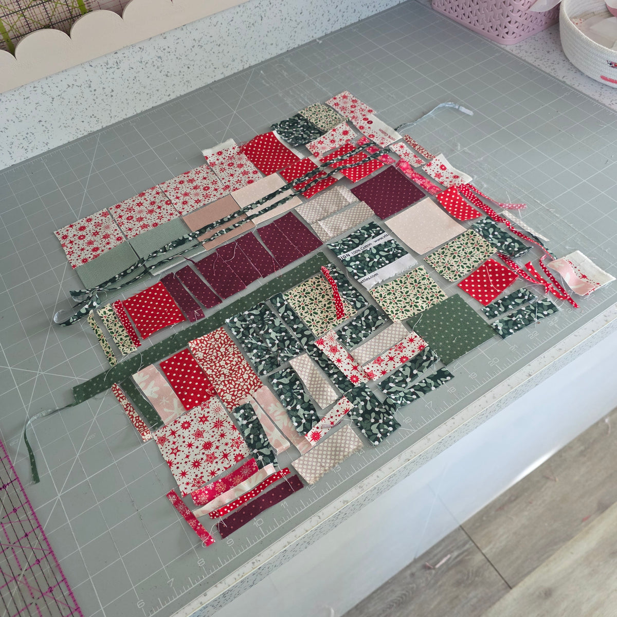 Advent Scraps - small pieces