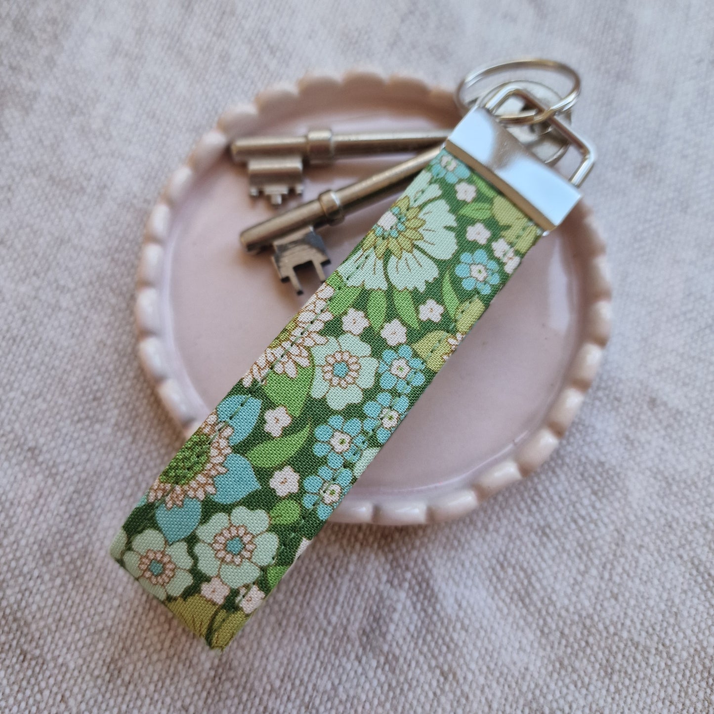 Little Loops Keyfobs - Ready to post
