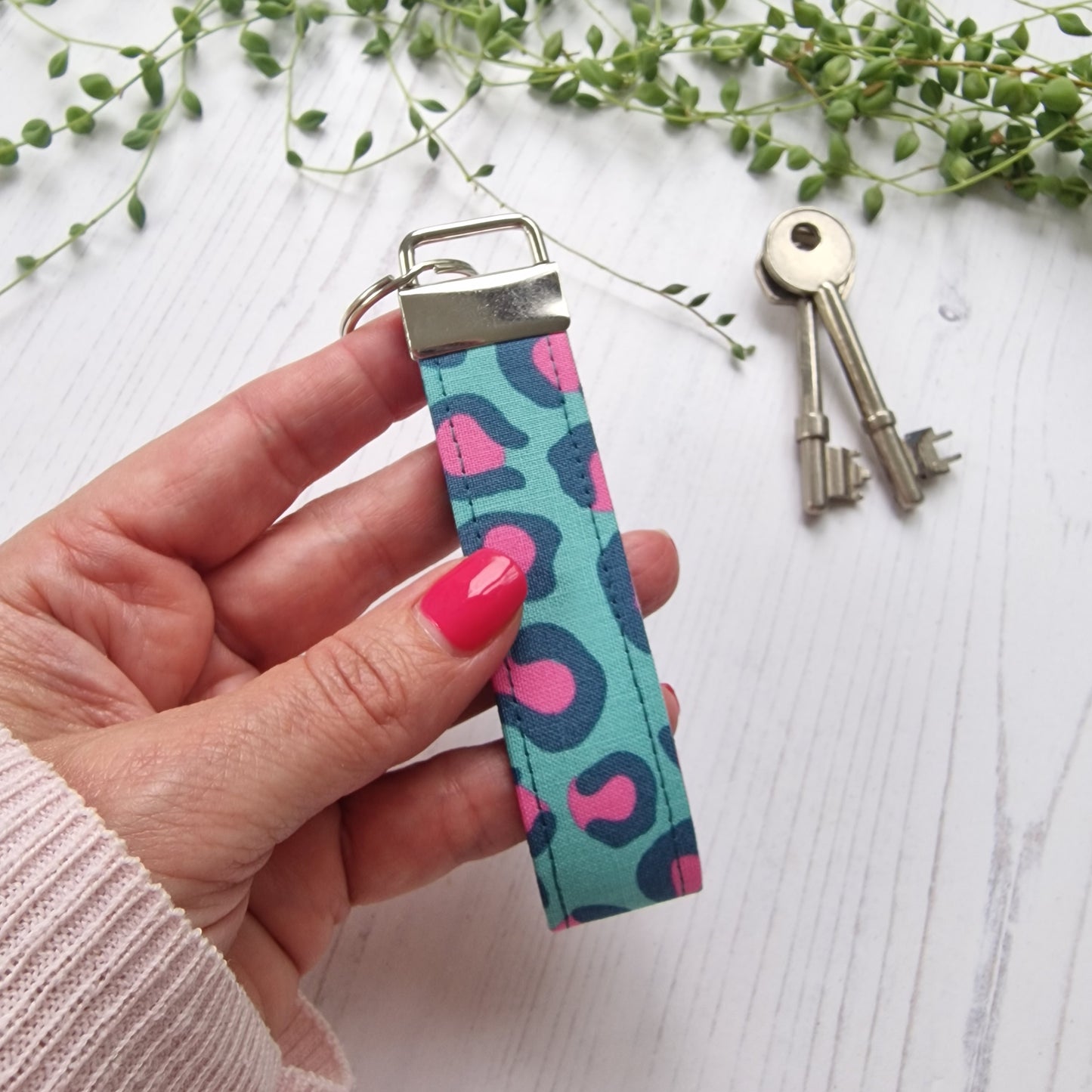 Little Loops Keyfobs - Ready to post