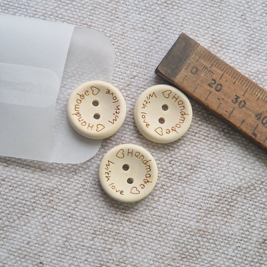 Handmade with Love buttons, 20mm