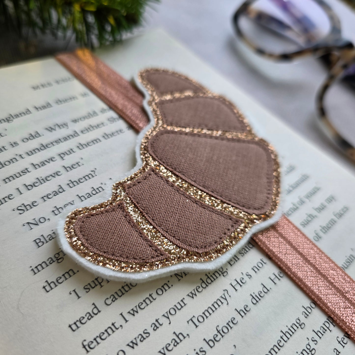 Christmas Croissant Bookband