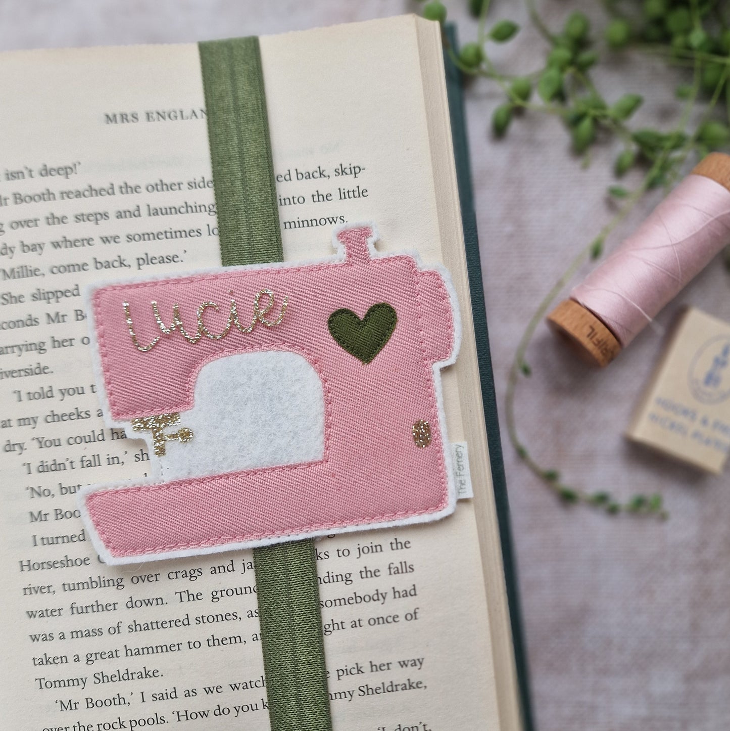 Sewing Machine Bookband