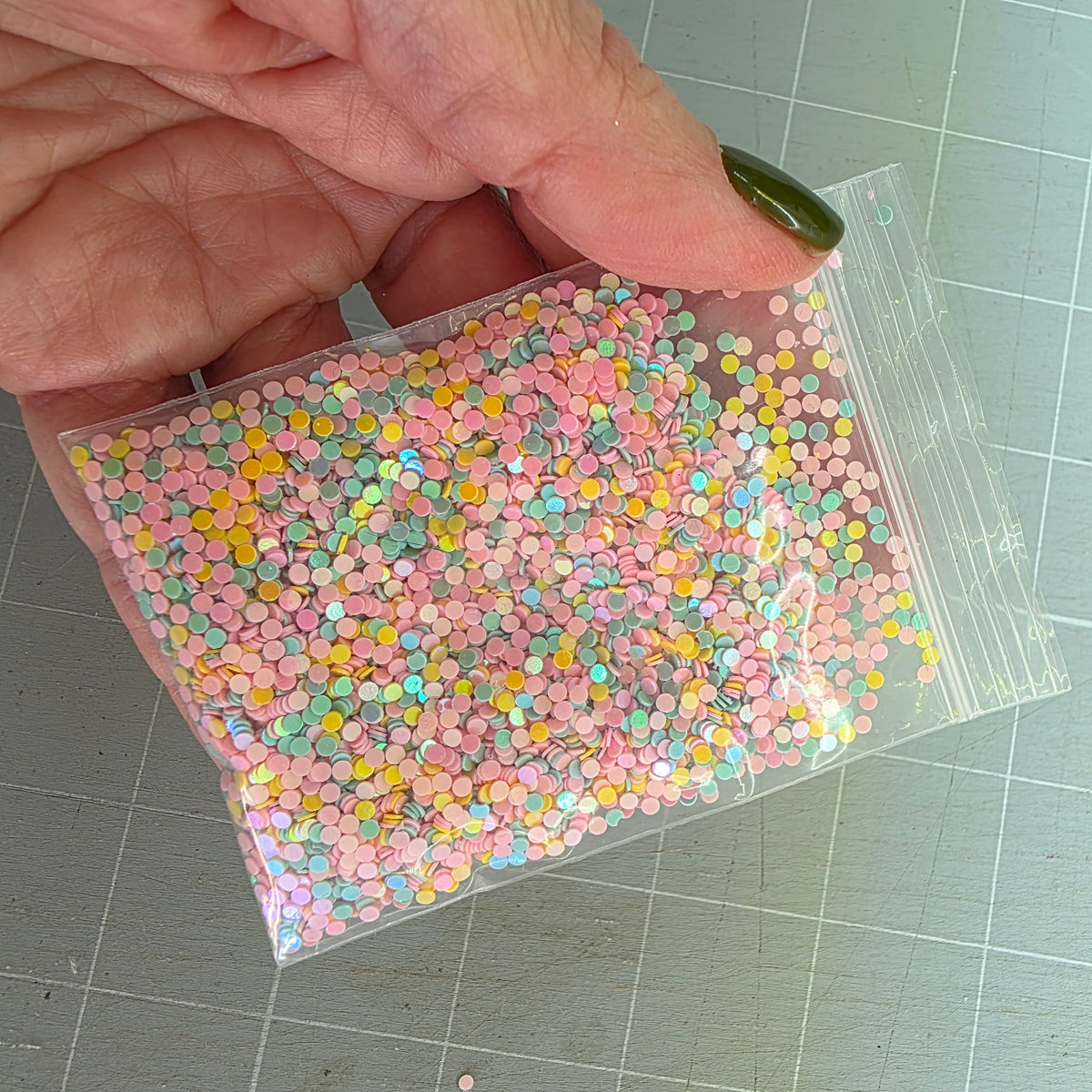'Mini Egg' embellishments