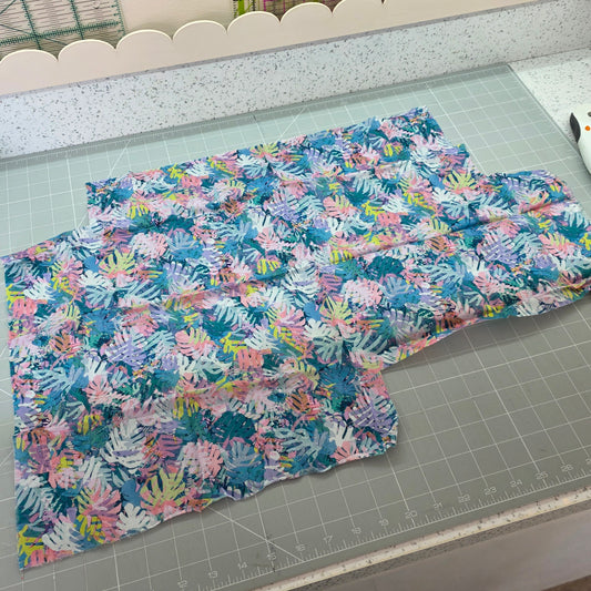 REMNANT Liberty Tana Lawn 25x18" tropical