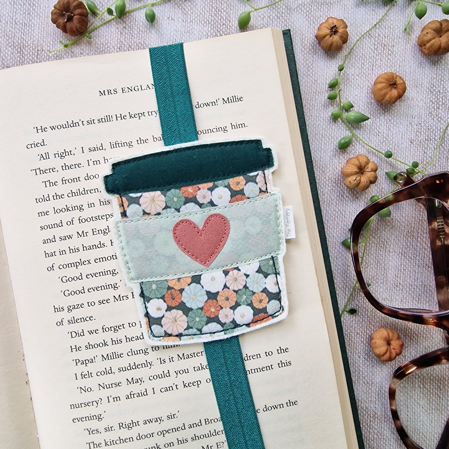 Pumpkin Spice Latte Bookband, green sample