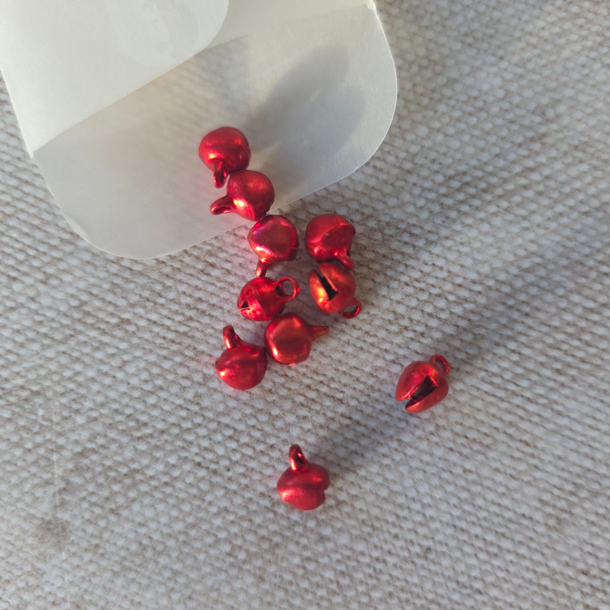 6mm Metal Bells - Red