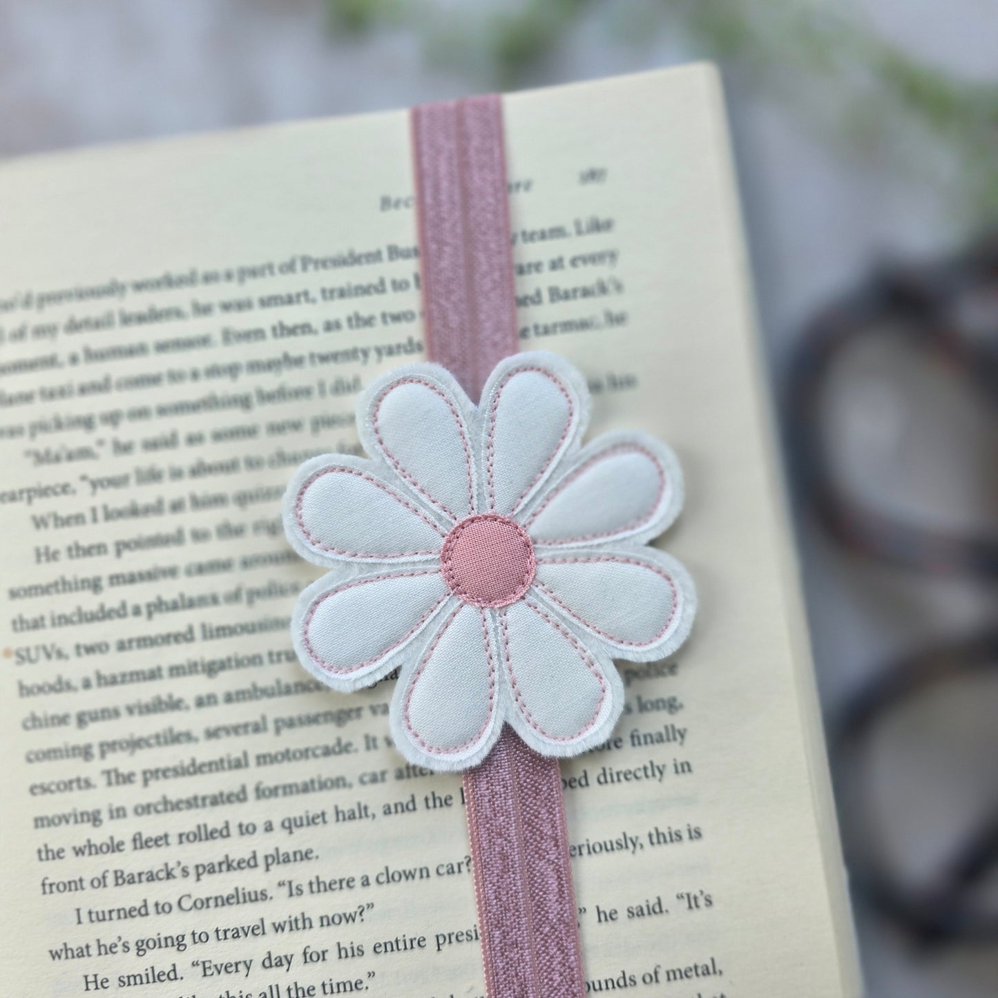 Pink Daisy bookband