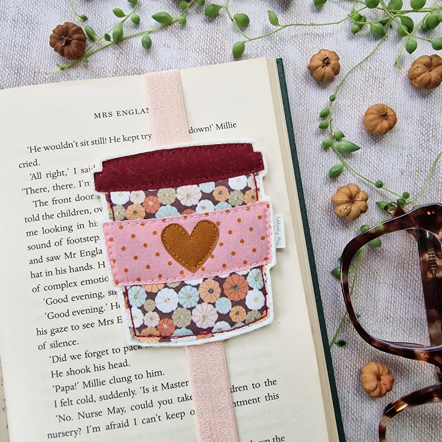 Pumpkin Spice Latte Bookband, pink sample