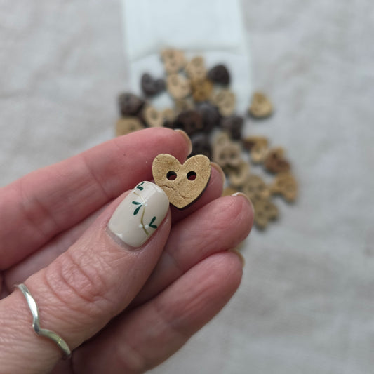 Heart Shaped Coco Shell buttons - 15mm