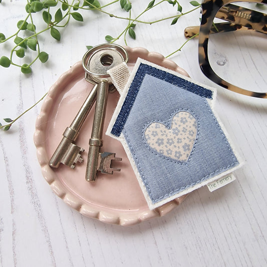 Little Loveheart House keyring - ready to post