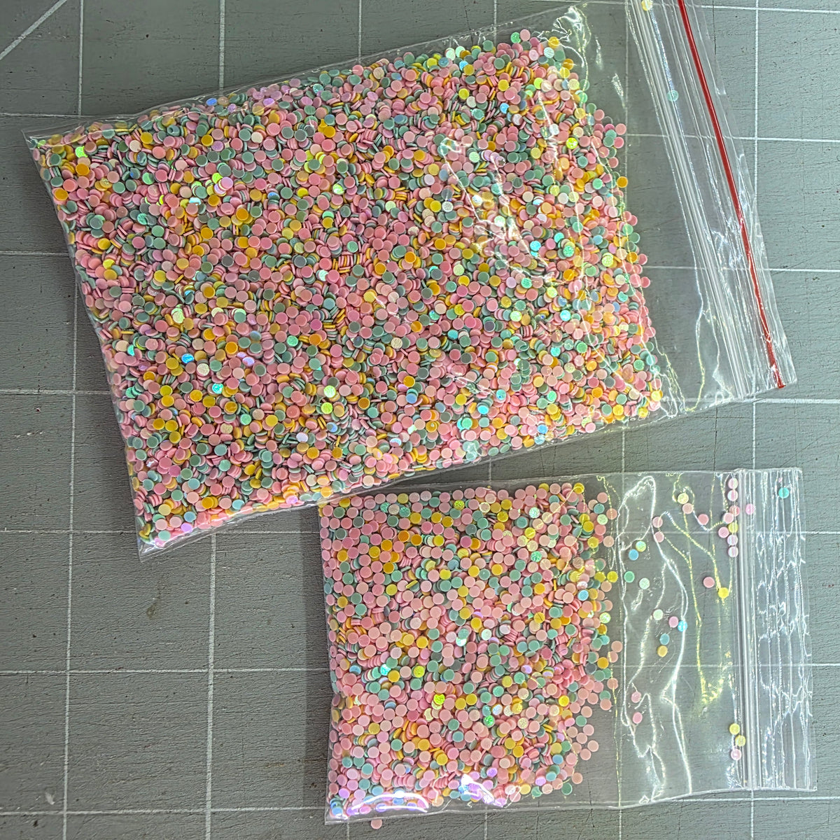 'Mini Egg' embellishments