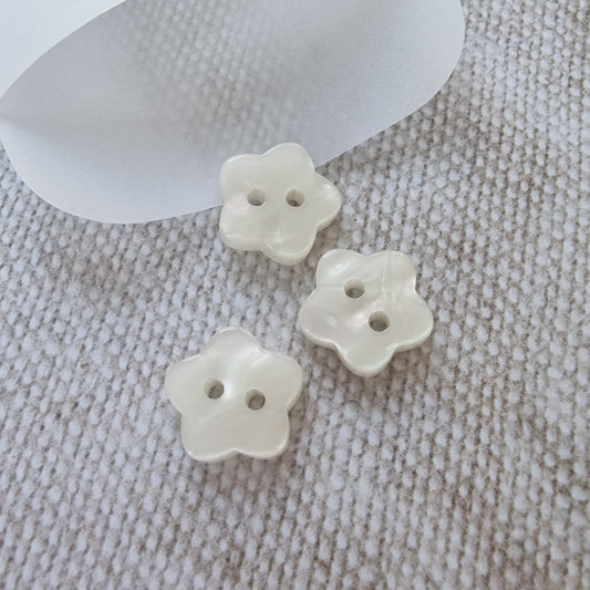 Pearl Flower Buttons