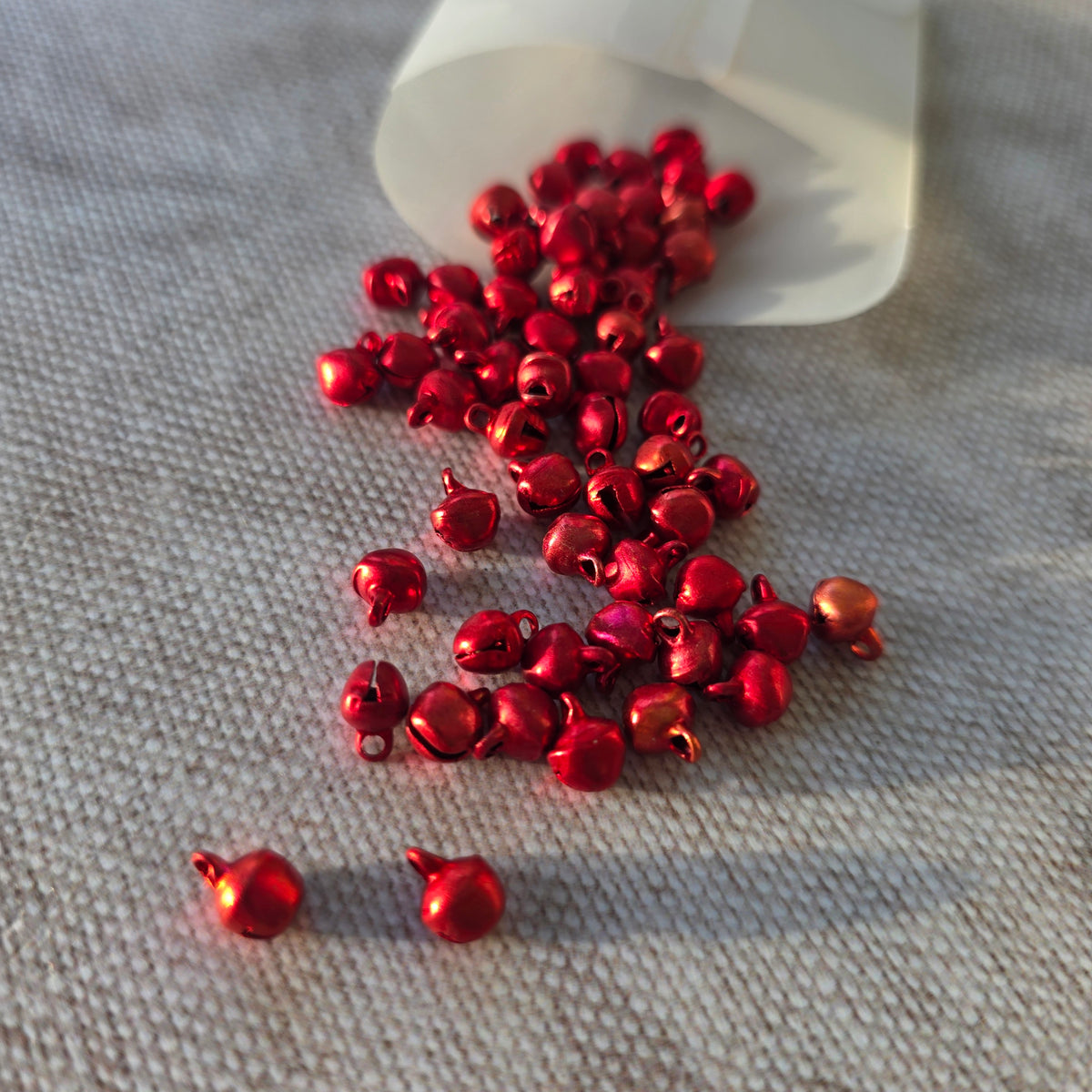 6mm Metal Bells - Red